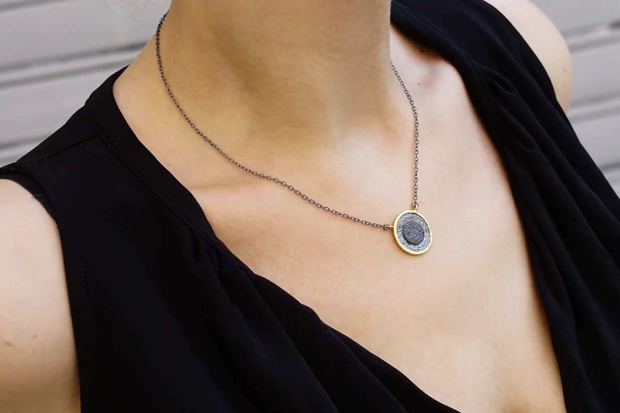 CIONDOLO “NOTTE DEI TEMPI”.