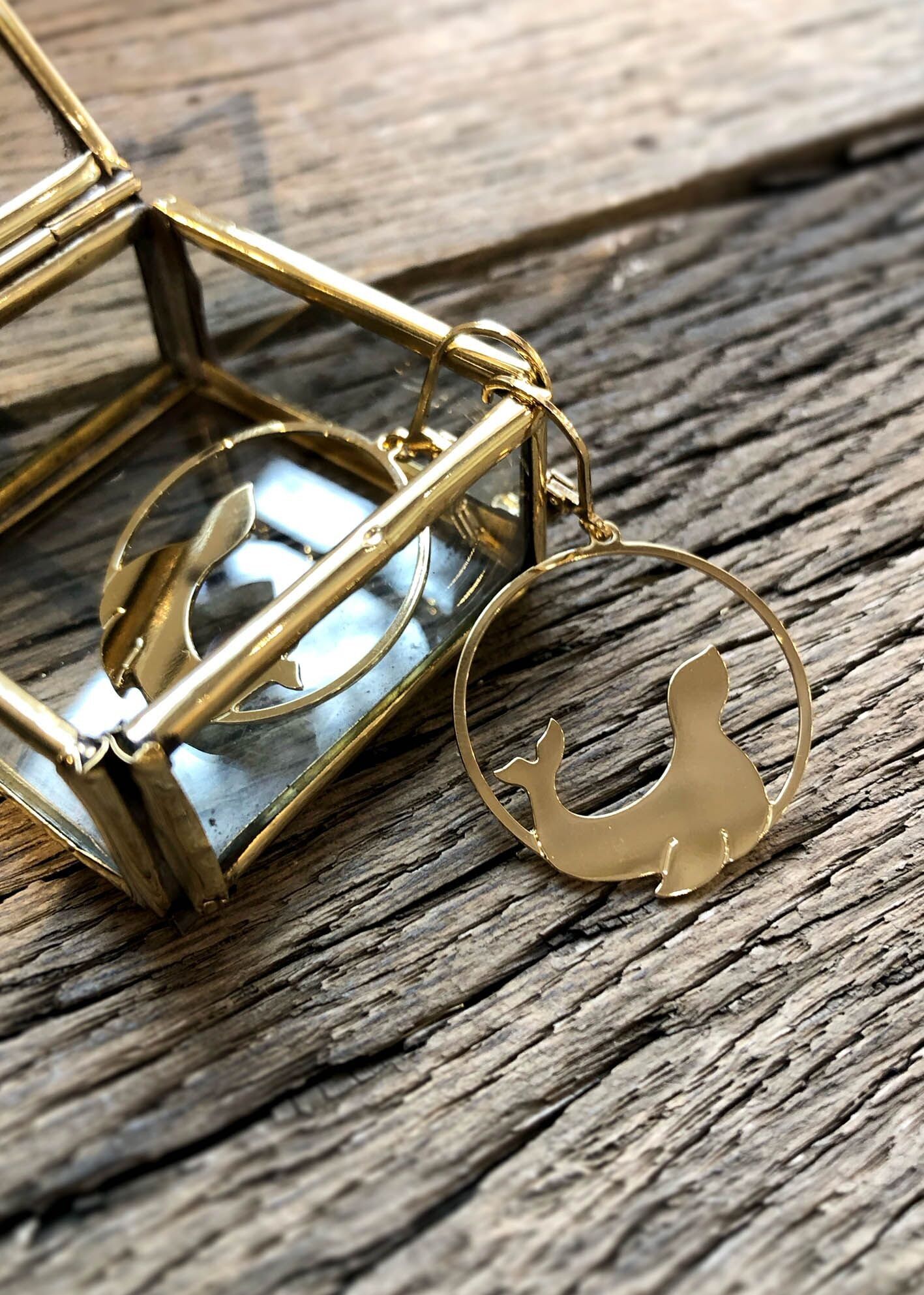 Orecchini di leoni marini, animali marini in oro o argento, orecchie forate, foca