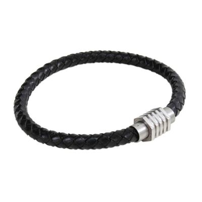 Bracciale in pelle nera con chiusura a coste in acciaio inossidabile