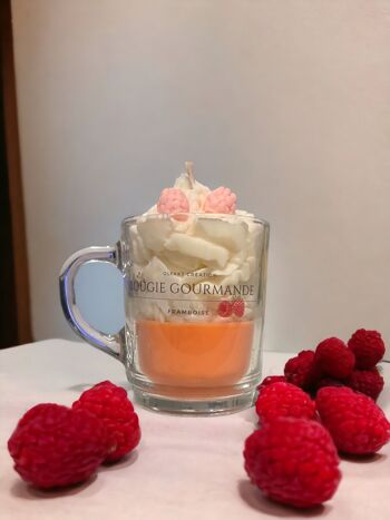 Bougie gourmande parfumée à la framboise 1