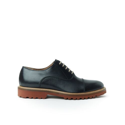 Scarpa oxford di colore antracite da uomo. Made in Italy. Articolo produttore BP6110