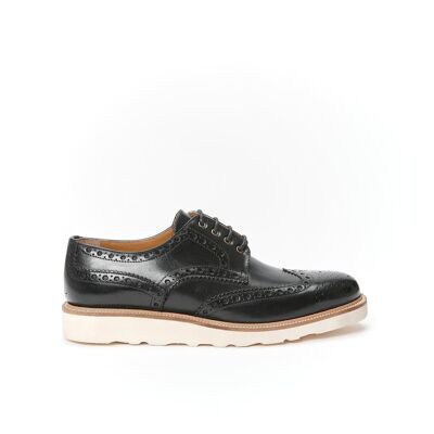 Zapato derby negro para hombre. Hecho en Italia. Artículo del fabricante BP1267.