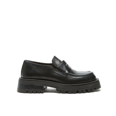Black moccasin for women. Made in Italy. Manufacturer item BP2693