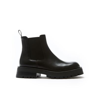 Black chelsea boots for women. Made in Italy. Manufacturer item BP2694