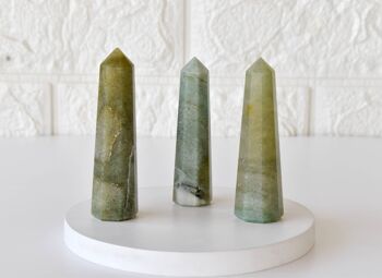 Green Aventurine Tower Point (Leadership and Good Fortune) 2