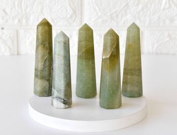 Green Aventurine Tower Point (Leadership and Good Fortune) 4