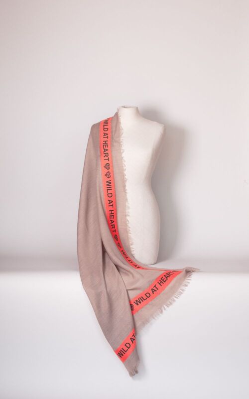 SCHAL - ÉCHARPE - SHAWLS – Schal aus Wollmischung