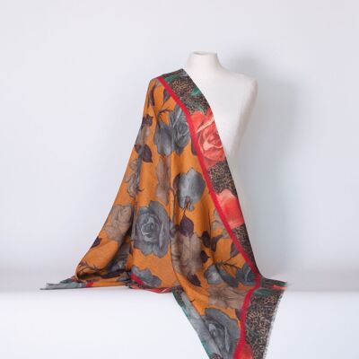 SCARF - ÉCHARPE - SHAWLS – Scarf made of a fine wool blend