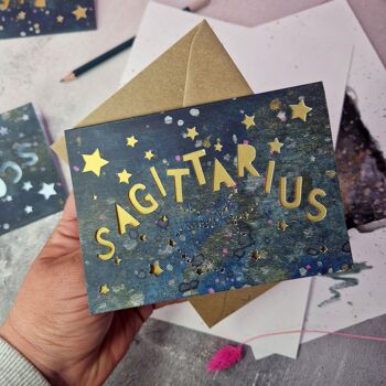 Carte découpée en papier du zodiaque Sagittaire 3