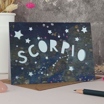 Tarjeta de corte de papel del zodiaco Escorpio
