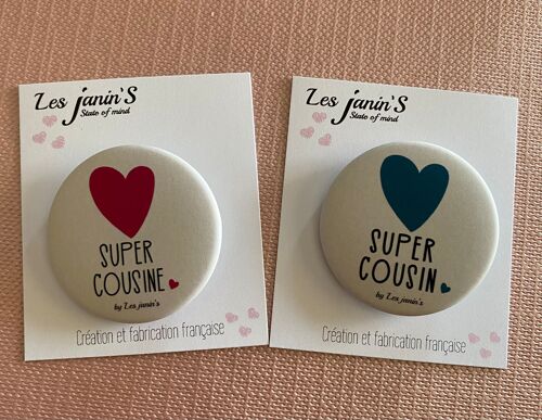2 badges épingles  45mm originaux : Cousine/Cousin