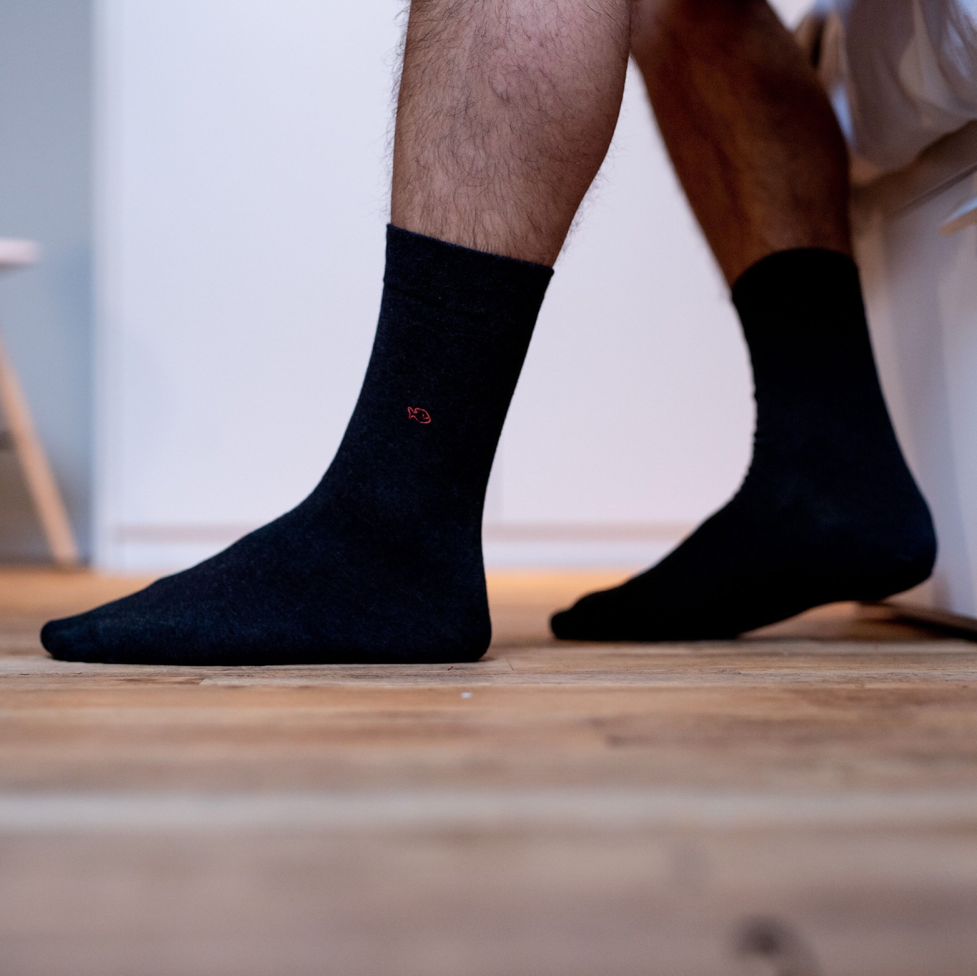 Schlichte Socken aus gekämmter Baumwolle – Lakritze schwarz