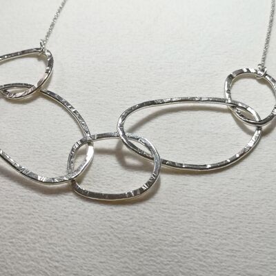Necklace 5 large hammered circles