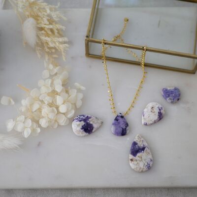 Aatma opal morado necklace