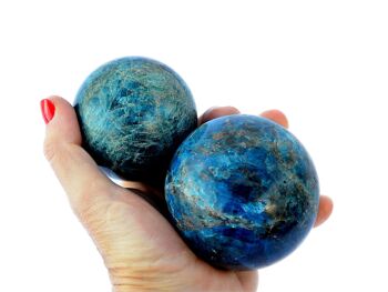 Sphère de cristal d’apatite bleue XL (70 mm - 95 mm) 4