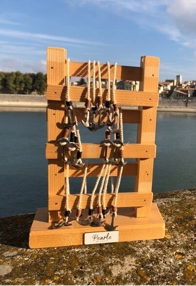 18 bracciali in corda e pelle + espositore