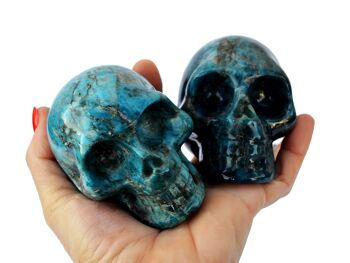 Crâne d'apatite bleue, sculpture de crâne de cristal faite à la main, squelette d'apatite bleue 5