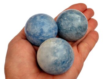 Lot de 1 kg de sphère de calcite bleue (10-11 pièces) – (25 mm – 40 mm) 3