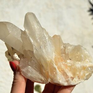 Grappe de quartz cristal, grand cristal de roche brut