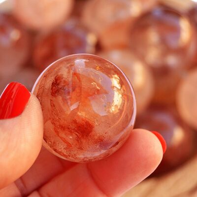 Lot de 1 kg de sphère de quartz de feu (13-15 pièces) – Boule de quartz hématoïde (25 mm – 40 mm)