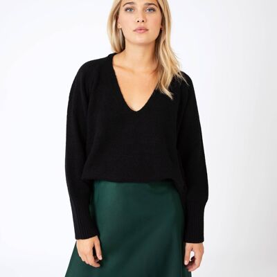 VALDEA black long-sleeved knitted sweater