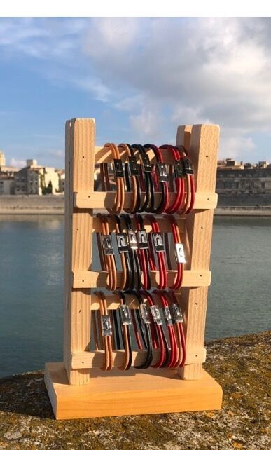 Bracciale in pelle 18 DUO + display