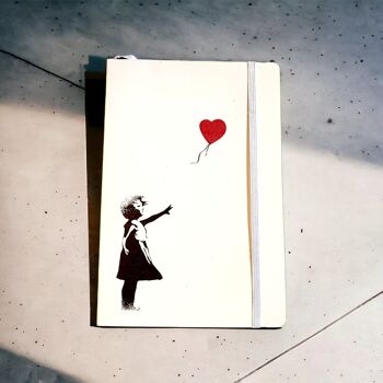 Quaderno Banksy A5 soft-touch - Ragazza con palloncino rosso 1