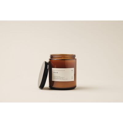 Oud scented candle
