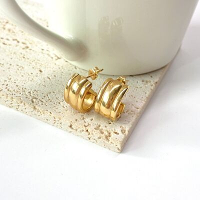 Thick smooth golden stud earrings