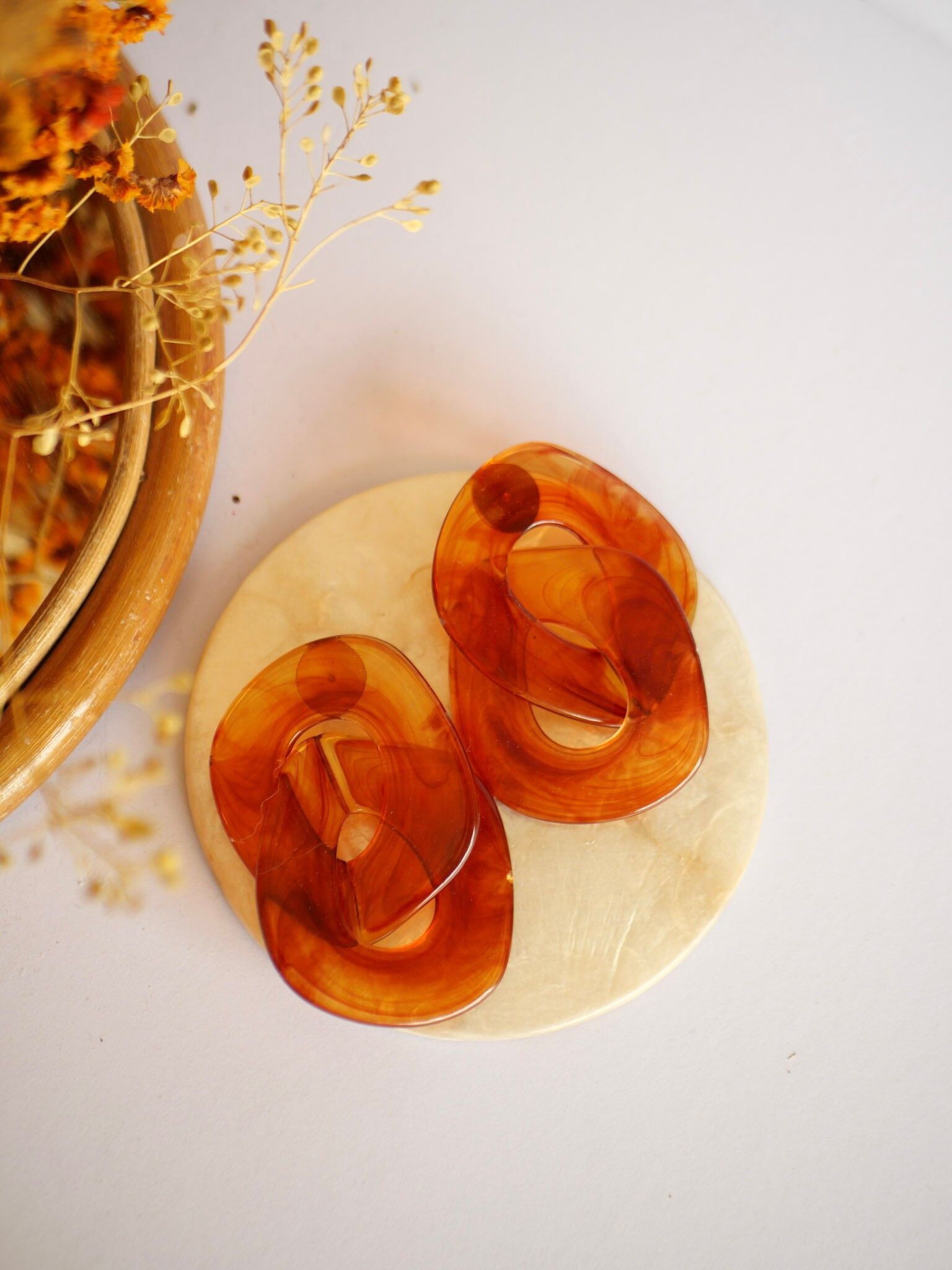 Azeria – Ohrringe – Schwan – Geschenkidee – französische Kreation