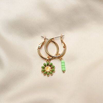 lio earrings ❀ gold green flower