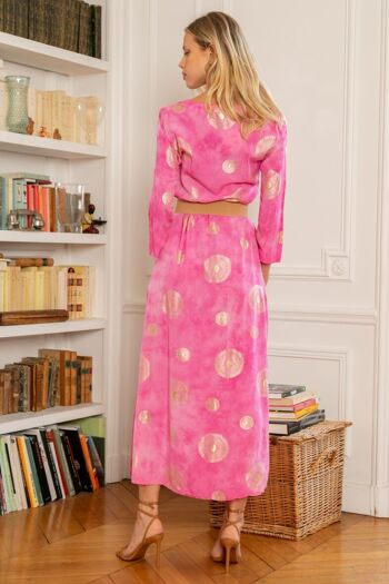 Robe longue à imprimé dorure , col V 2