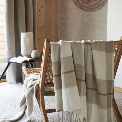 Fringed blanket 140 x 200 cm MARIUS wool