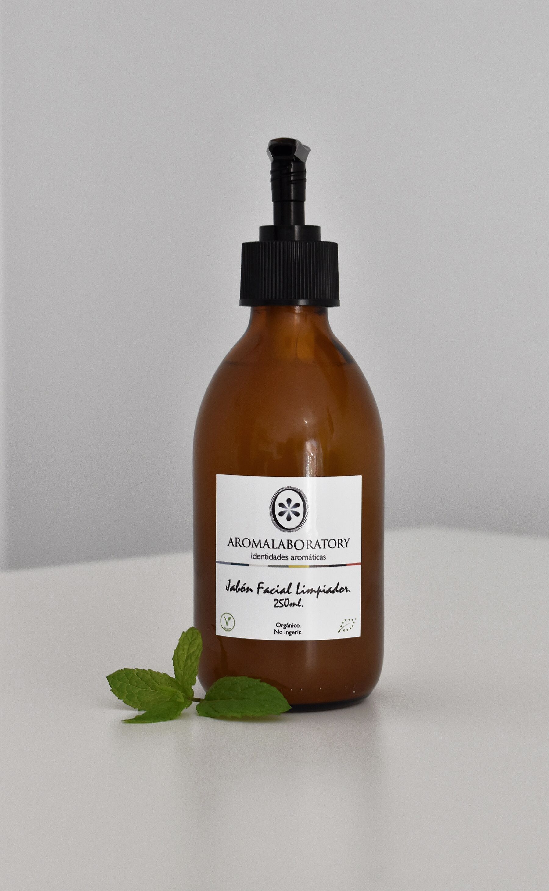 Sapone detergente viso. Bio. 250 ml.