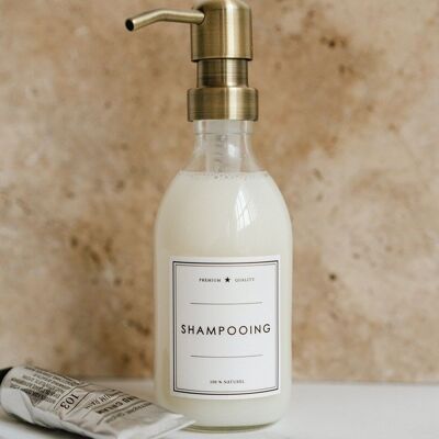 Bottiglia di shampoo trasparente