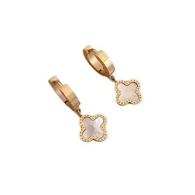 Clover pendant chunky huggie earring in white & gold