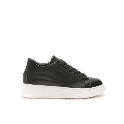 Schwarze Sneaker für Damen. Hergestellt in Italien. Herstellermodell FD3812