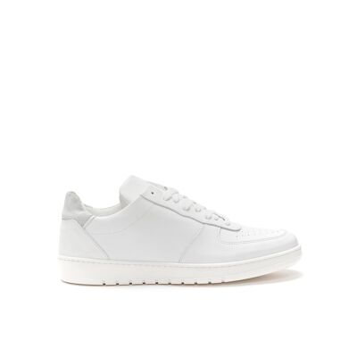 White sneakers for men. Made in Italy. Manufacturer model FD3104
