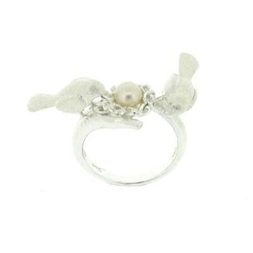 Sterling Silver Birds in a Nest Ring in a Size L and Presentation Box