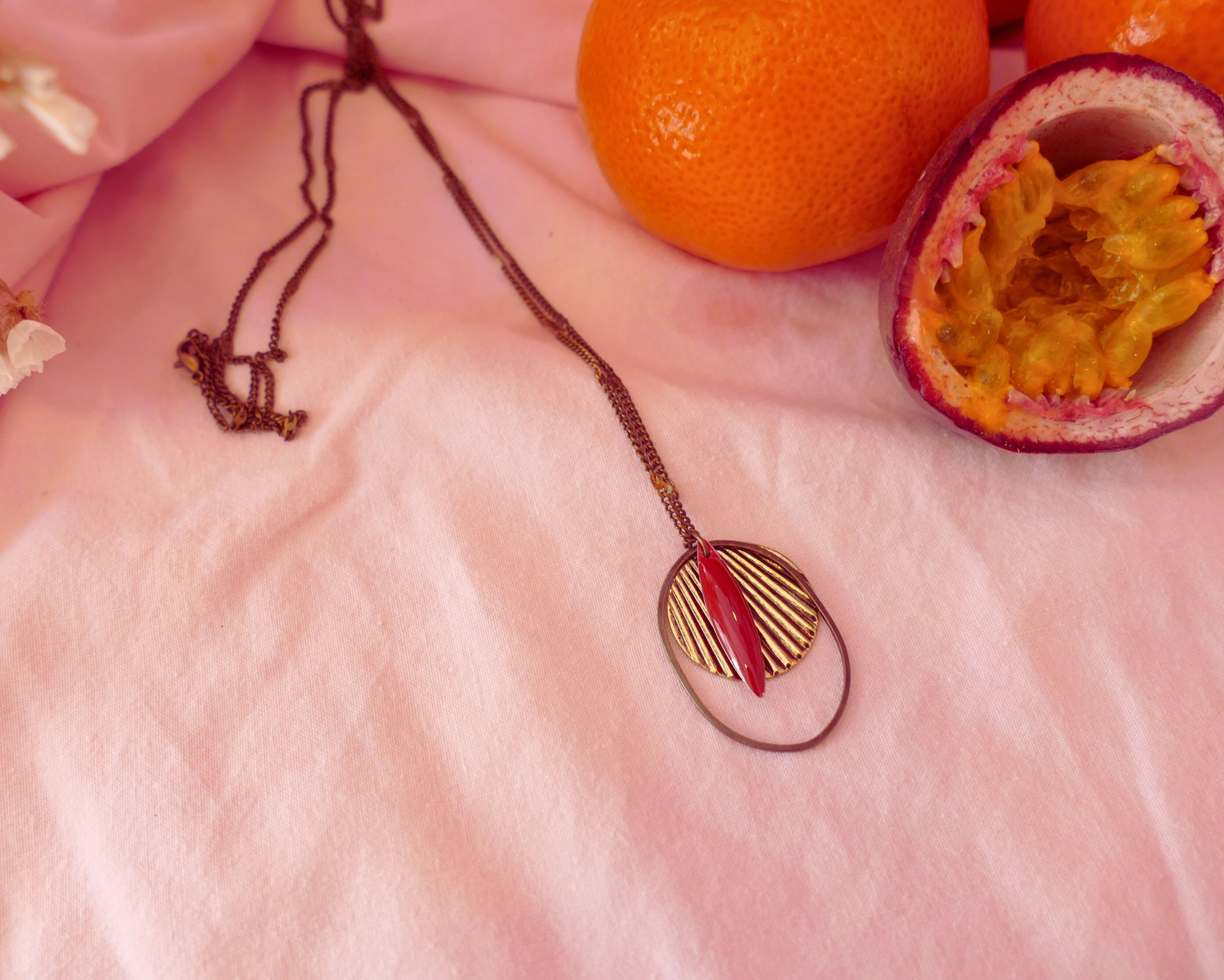 Nicole-cherry necklace