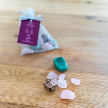 Signe du zodiaque Taureau pierres porte-bonheur pierres de guérison avec aventurine, rhodonite et quartz rose 2