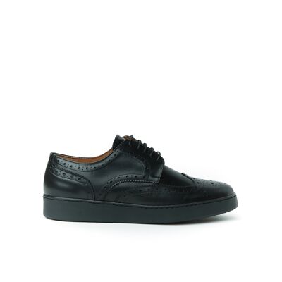 Sneaker di colore nero da uomo. Made in Italy. Modello produttore FD3084