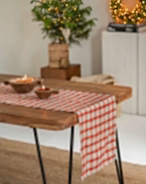 Linen table runner in Gingham Red