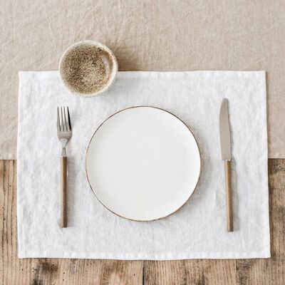 Linen placemat set of 2 in White