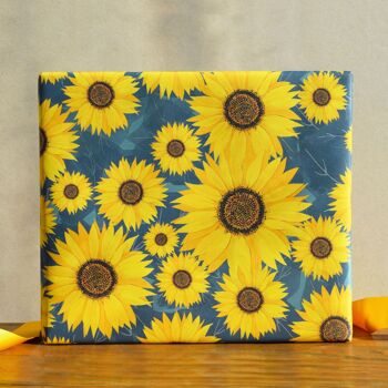 Papier cadeau tournesols épars 2