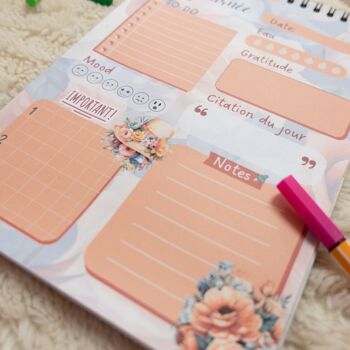 Bloc Planner Journalier 30 pages Peachy Flowers 3