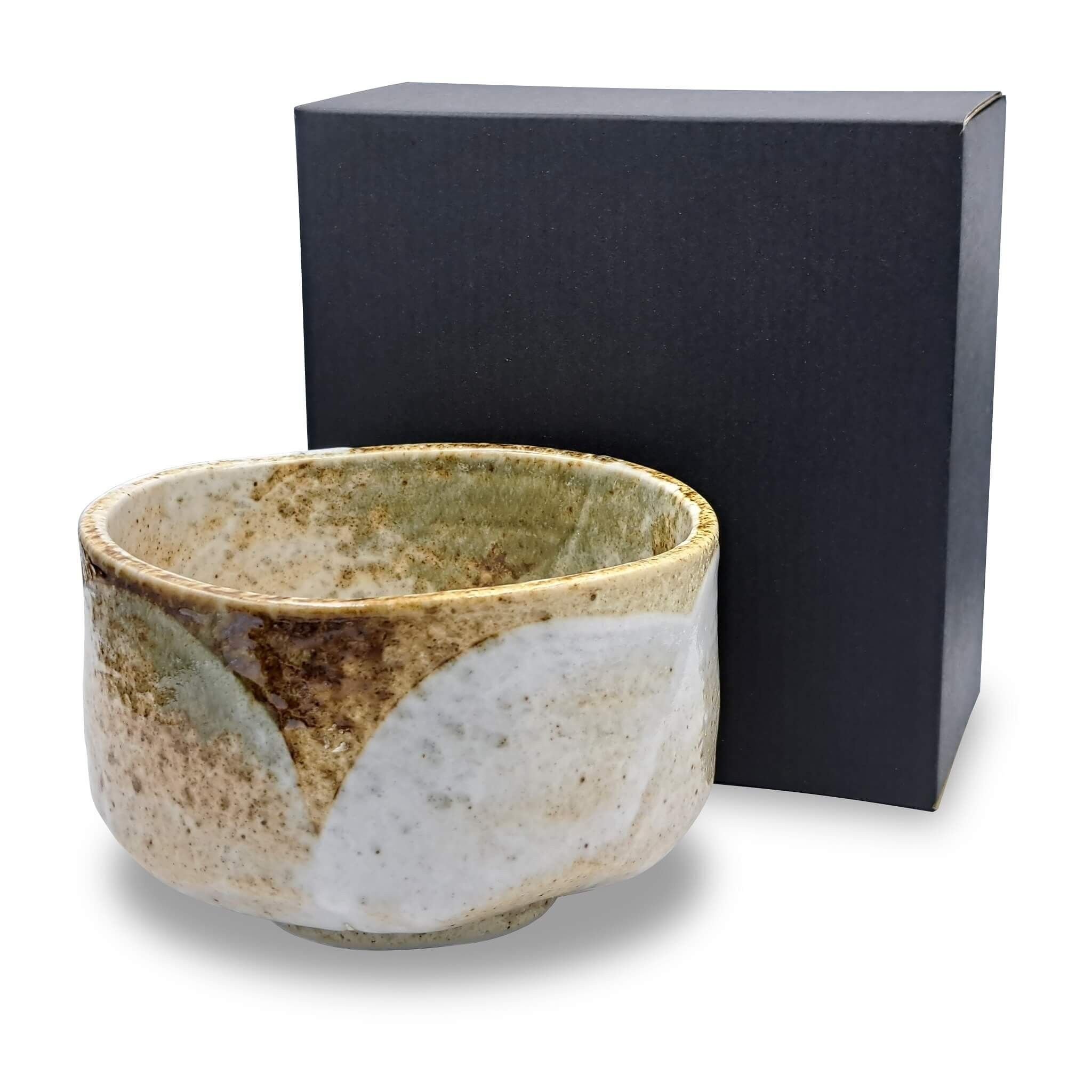 Japanese matcha bowl Chawan Yuki handmade from ceramic