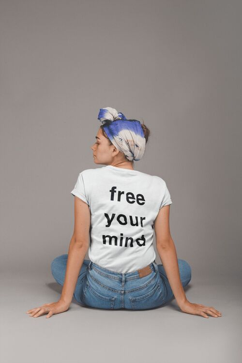 FREE YOUR MIND (UNISEX) - Organic Relaxed Graphic T-Shirt