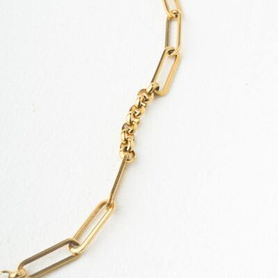 E for Effortless Gold Chain