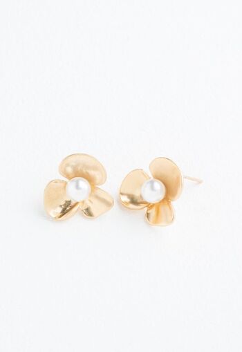 Boucles d’oreilles à fleurs vivaces en or 1